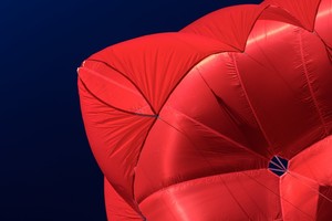 Купол запасного парашюта Sky Paragliders QUATRO LIGHT крупным планом